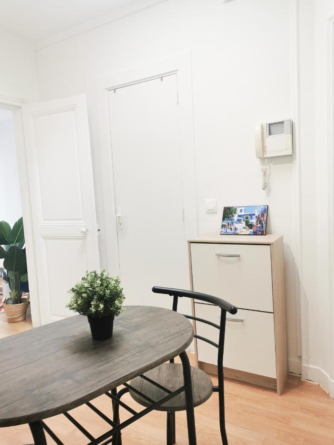 Studio Moderne, Lumineux Apartment Paris Luaran gambar