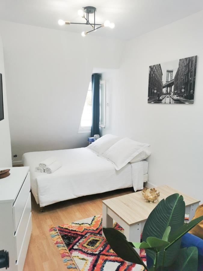 Studio Moderne, Lumineux Apartment Paris Luaran gambar
